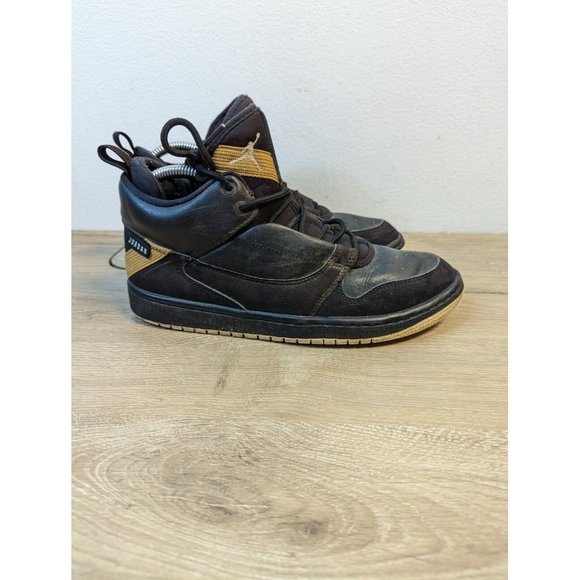 Jordan Fadeaway Black/White/Gold Boy's Basketball Sneakers Size 7  AO1331-017 - Picture 5 of 9